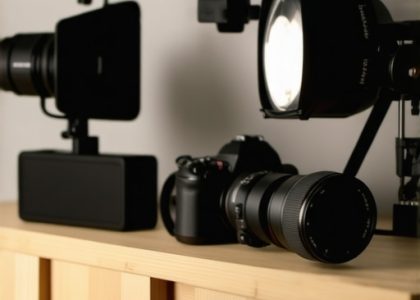 Essential Creator Setup: Best Cameras, Microphones & Studio Lighting Tips